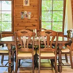 3 Bedroom Lovely In Nowe Warpno
