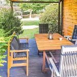 3 Bedroom Lovely In Prázdninový dům *