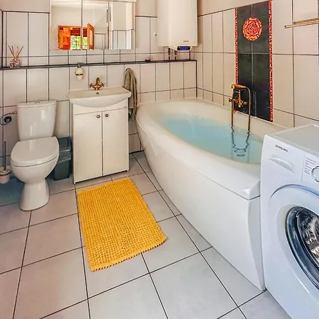 3 Bedroom Lovely In Сasa de vacaciones