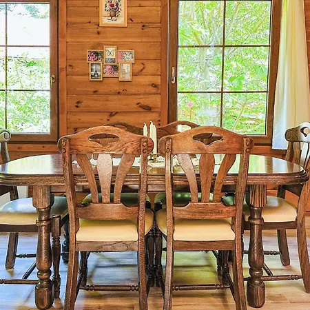 3 Bedroom Lovely In Nowe Warpno