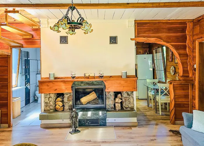 3 Bedroom Lovely In Ferienhaus